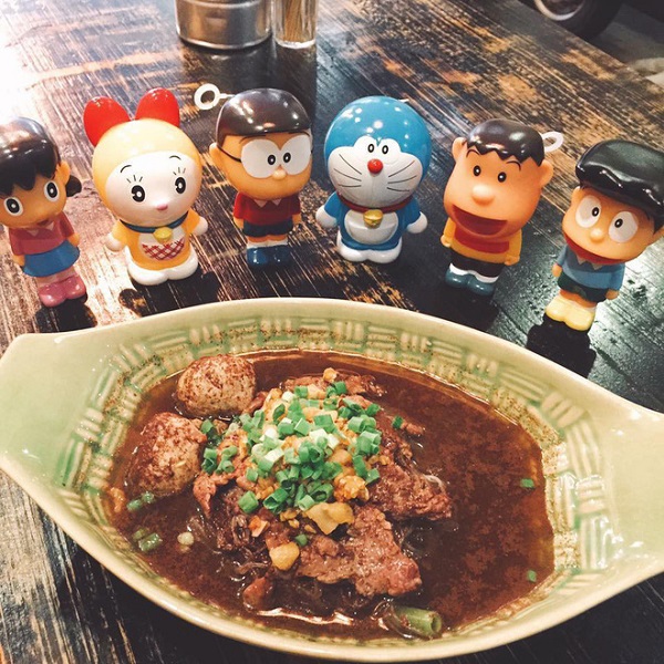 Không gian Gõ Thainoodles quán Thái Sài Gòn yên tĩnh
