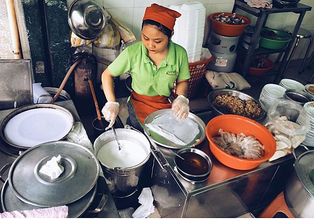Bánh cuốn Tây Hồ Sài Gòn đa dạng nhân