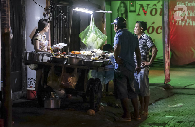 3-quan-che-banh-ban-den-rat-khuya-cho-nhung-nguoi-hao-ngot-lai-me-an-dem-o-sai-gon-ivivu-1 3-quan-che-banh-ban-den-rat-khuya-cho-nhung-nguoi-hao-ngot-lai-me-an-dem-o-sai-gon-ivivu-1