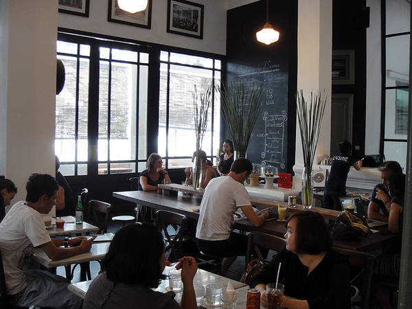 36 giờ Sài Gòn - L’Usine café
