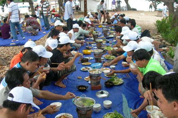 Hải sản tươi ngon tại quần đảo Bà Lụa
