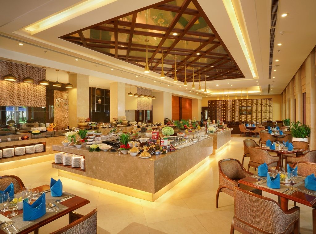 3n2c490-vinpearl-luxury-da-nang-ve-may-bay-khu-hoi-an-sang-buffet-chi-voi-6199000-dong-ivivu-11-1024x758-1 3N2Đ-Vinpearl- Luxury-da-nang-ve-may-bay-khu-hoi-an-sang-buffet- chi-voi-6199000-dong-ivivu-11