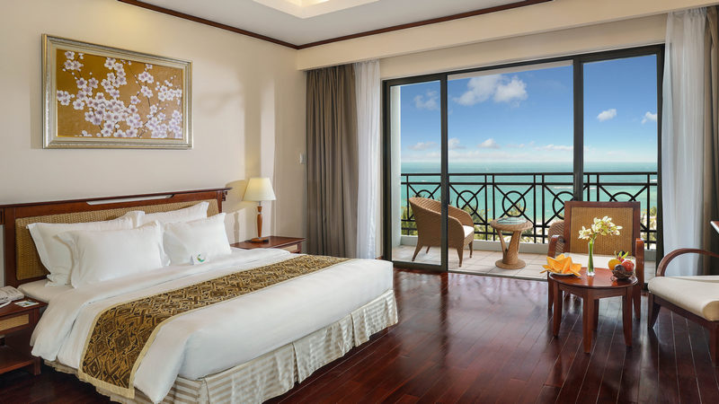 Phòng nghỉ dưỡng sang trọng hướng biển tại Vinpearl Resort Nha Trang