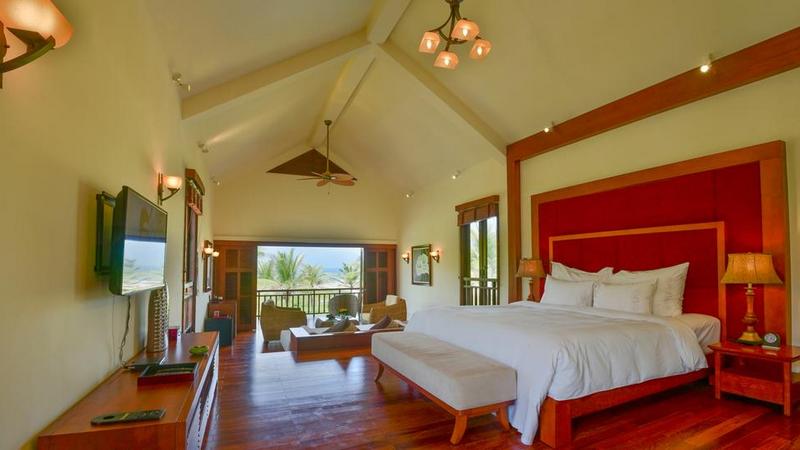 Hồ bơi riêng tại Furama Villas Đà Nẵng Hồ bơi riêng tại Furama Villas Đà Nẵng