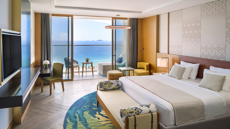 Thiết kế phòng ngủ sang trọng tại Movenpick Resort Cam Ranh