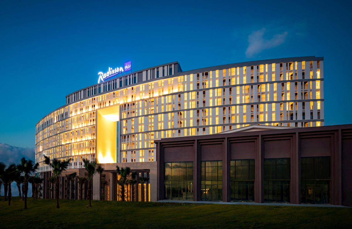 Kỳ nghỉ Radisson Blu Cam Ranh đẳng cấp 5 sao bên bờ biển Bãi Dài