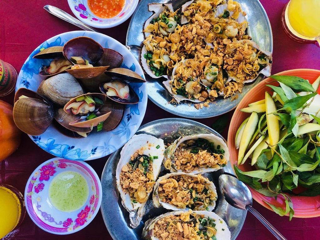 Ốc tươi ngon tại ốc bà Bông Quy Nhơn
