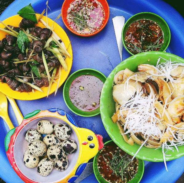 Không gian quán ốc ngon Hà Nội Cửa Bắc
