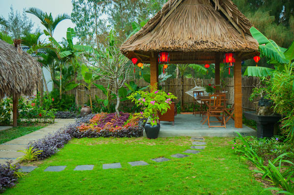 Bữa sáng homestay An Bàng Garden Homestay giữa vườn