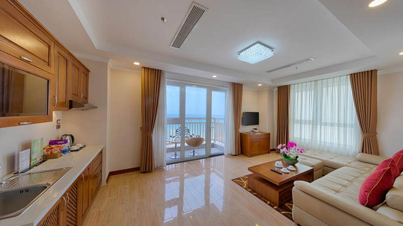 View biển Mỹ Khê từ khách sạn Blue Sun Đà Nẵng