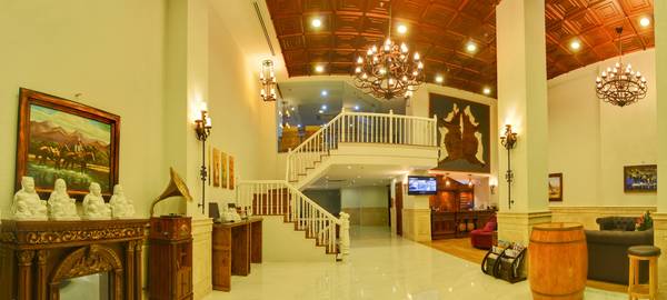 Seventeen Saloon Đà Nẵng view sông Hàn