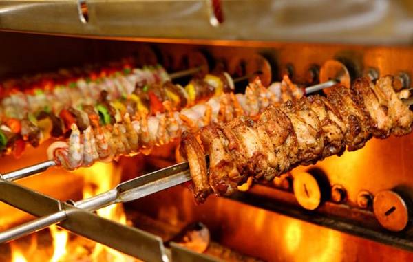 Buffet Sài Gòn thịt nướng tại bàn