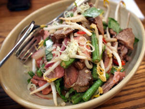 Lap Khmer - Salad bò tái chanh