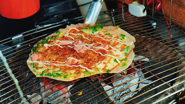 Bánh tráng nướng đặc sản Đà Lạt