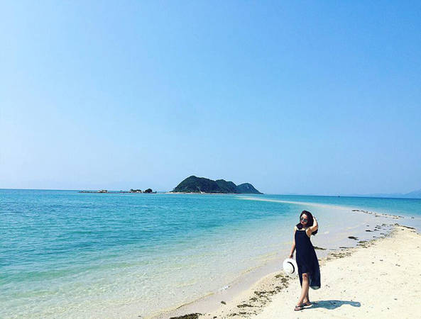 4-nang-doc-than-kham-pha-con-duong-giua-bien-o-khanh-hoa-ivivu-5
