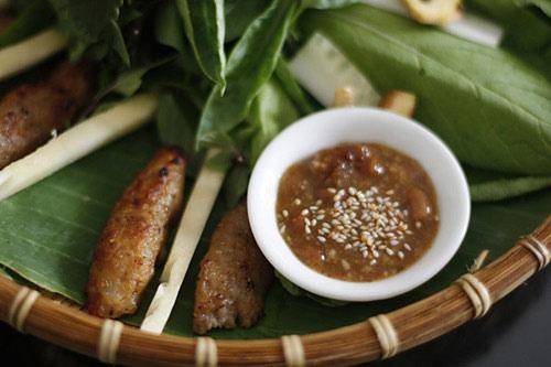 4-nemlui Nem lụi phố Phan Huy Ích