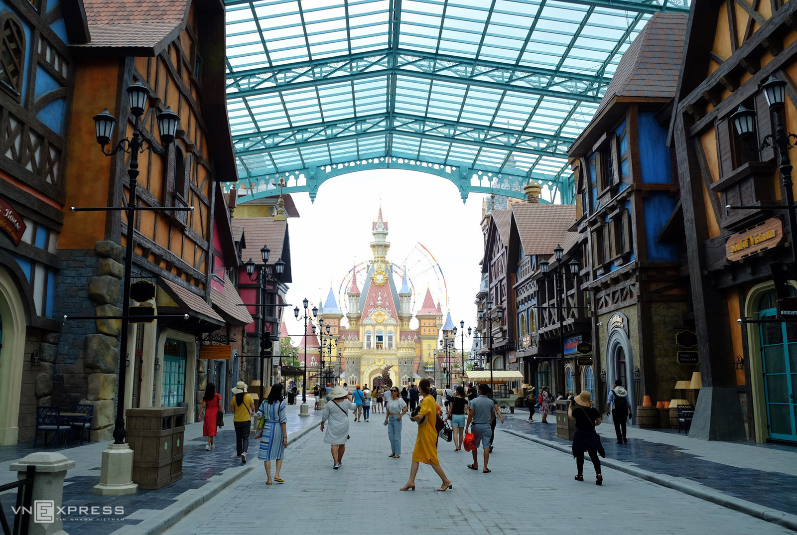 Công viên nước Vinwonders tour Phú Quốc 4 ngày