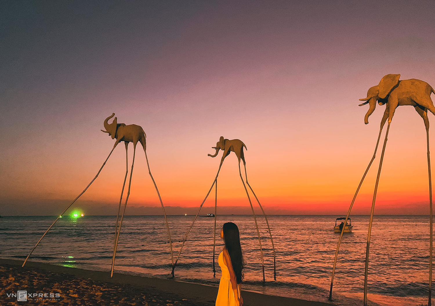 Hoàng hôn Sunset Sanato tour Phú Quốc 4 ngày