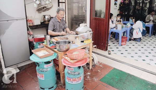 Bánh đúc nóng Hà Nội quán Thụy Khuê Bánh đúc nóng Hà Nội quán Thụy Khuê