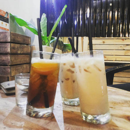 Kiểu ly nghiêng độc đáo tại SG Bros Cafe Đà Nẵng