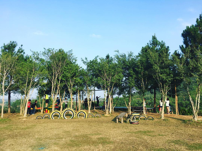 4-resort-co-khu-vui-choi-cho-tre-nho-chi-cach-trung-tam-ha-noi-khoang-1-gio-di-xe-ivivu-18