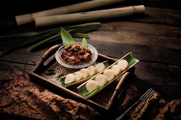 Lemang gạo nếp ống tre Malaysia