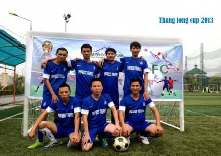 Tình yêu bóng đá nồng nhiệt của người Hà Nội