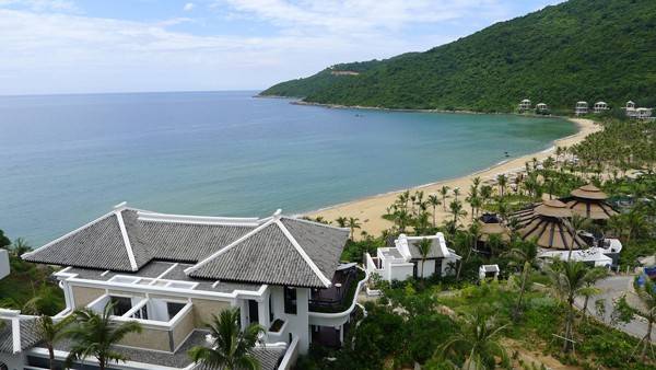 Đà Nẵng nổi tiếng với các resort ven biển