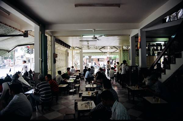 Cafe Long - Quán café cóc vô cùng nổi tiếng và có lịch sử lâu đời nhất tại Đà Nẵng.