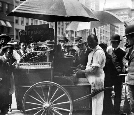 Quầy bán Hot dog trứ danh của New York