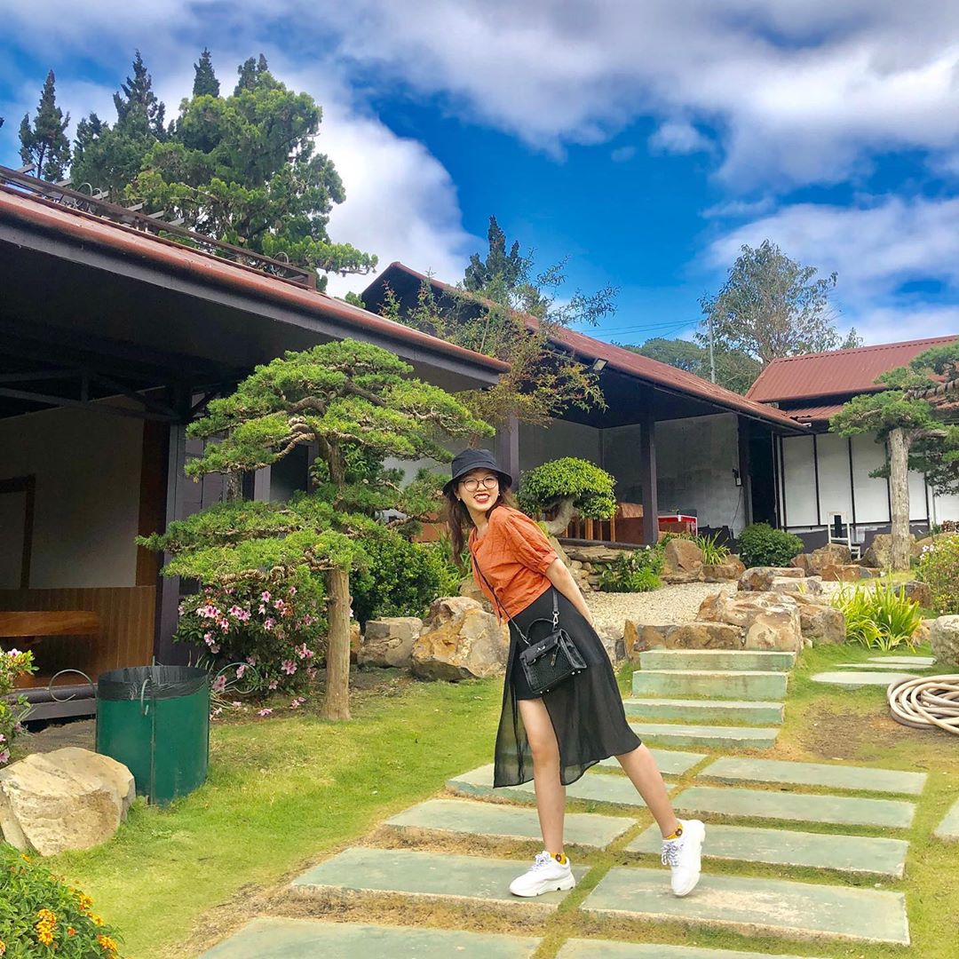 Hồ cá Koi tại Que Garden Đà Lạt