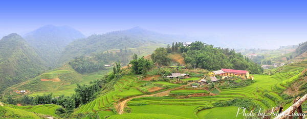 Khung dệt thổ cẩm tại bản làng Sapa