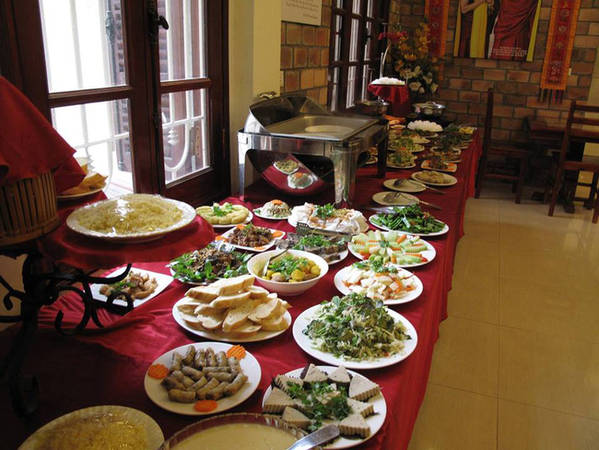 Buffet chay Hà Nội hơn 25 món tại Nhà hàng Nhất Tâm