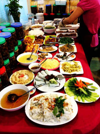 Không gian sang trọng 3 tầng tại Nhà hàng Nhất Tâm