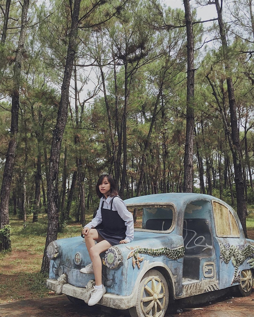 Vẻ đẹp ma mị của công viên hồ Thủy Tiên Huế