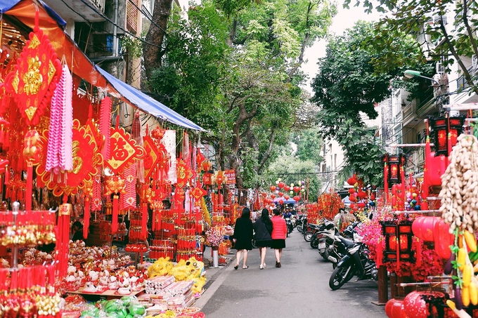 Hàng Mã - Địa điểm chụp ảnh Hà Nội ngập tràn đèn lồng