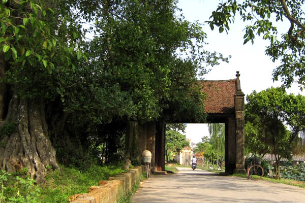 Làng cổ Đường Lâm điểm du lịch gần Hà Nội giá rẻ đậm chất làng quê Bắc Bộ