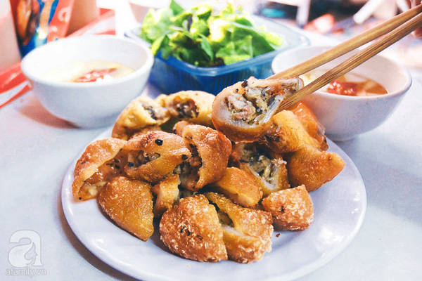 Bánh rán mặn Hà Nội Lý Quốc Sư vỏ giòn nhân đậm đà