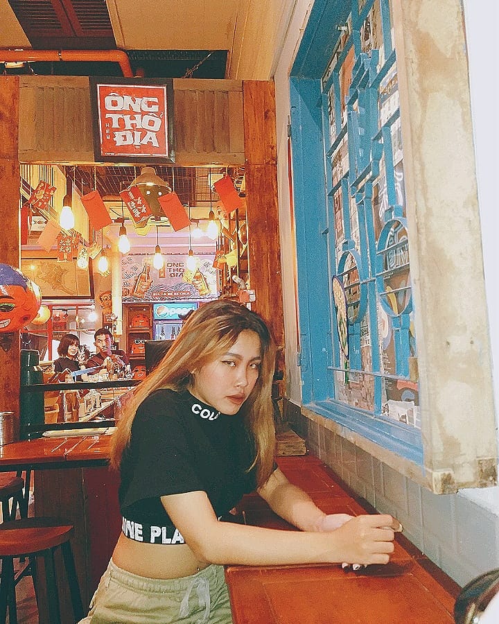 Đạo cụ sống ảo Little Hong Kong Sài Gòn
