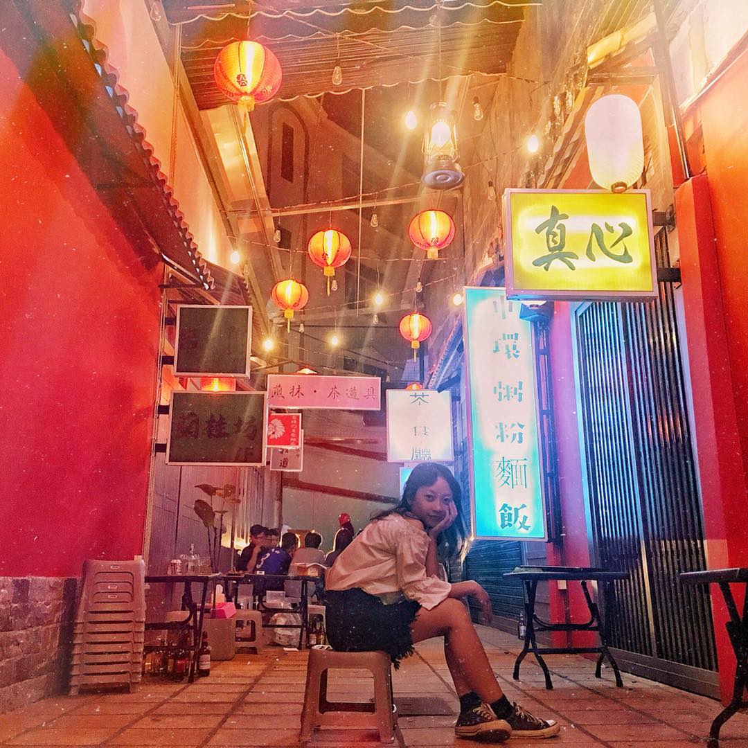 Góc chụp ảnh Little Hong Kong Sài Gòn
