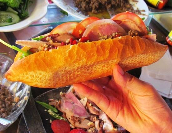 Ẩm thực Hội An đa dạng và ngon miệng