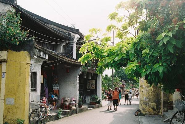 5-ly-do-de-ban-yeu-hoi-an-chet-di-duoc-ivivu-12