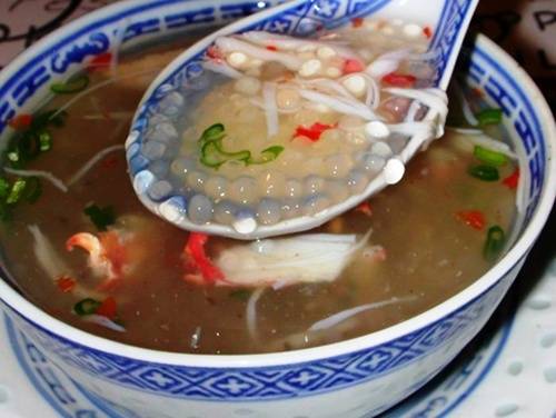 Bột báng trong veo, mềm dẻo, có tác dụng giải nhiệt tốt. Ảnh: miquang.org