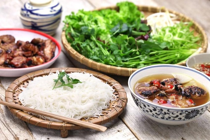 Bún chả món ăn sáng Hà Nội nổi tiếng thế giới