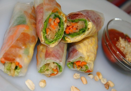 Bò bía món ăn vặt gốc Hoa
