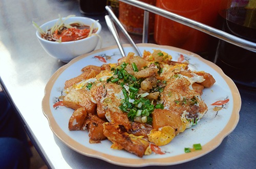 Bột chiên - món ăn vặt Sài Gòn