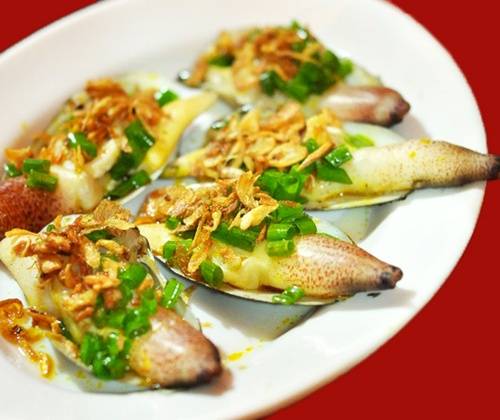 Cù kỳ hải sản Quan Lạn nướng sốt me