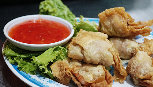 Sủi cảo hoành thánh - món ngon Sài Gòn quận 5