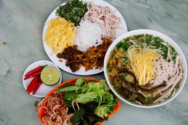 Bún thang lươn món ngon Hưng Yên mang đậm hương vị đồng quê