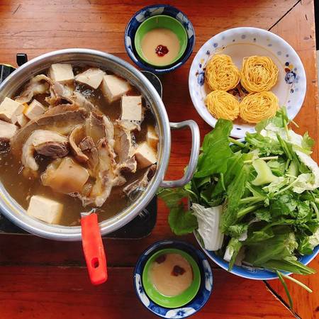 Lẩu bò Ba Toa món ngon Đà Lạt